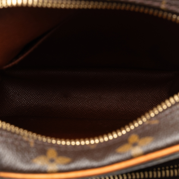 LOUIS VUITTON Monogram Amazone Crossbody Bag - Picture 6 of 10